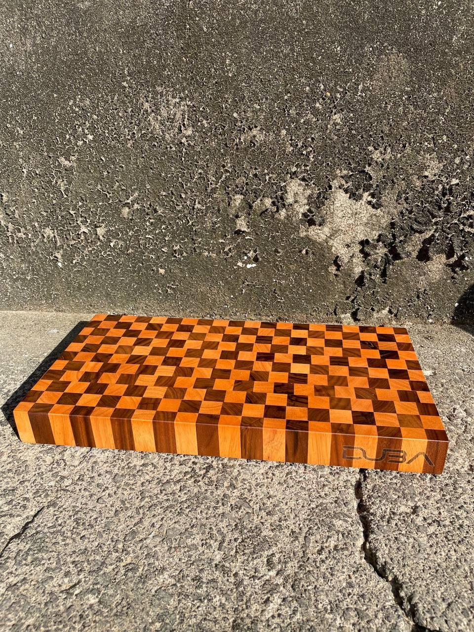 End-grain checkerboard butcher block