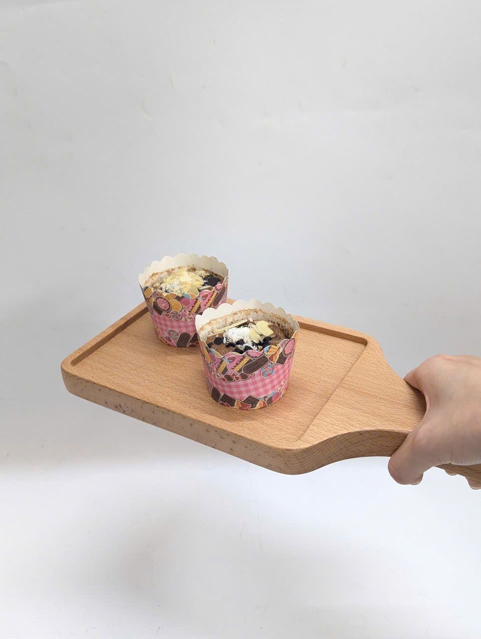 Beech tray with handle